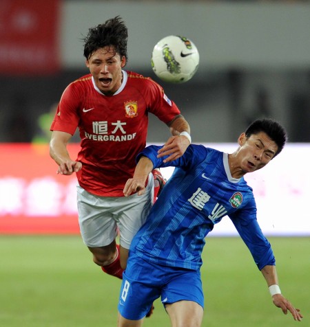 不愧是你！凯莱布·乐福半场2中0未得分仅拿2篮板 正负值-19（不负所望！凯莱布·乐福半场2投0中无得分仅2篮板，正负值-19）