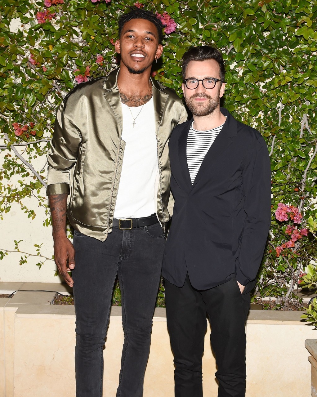 曼联冲击欧冠资格压力巨大（曼联争夺欧冠席位压力山大）