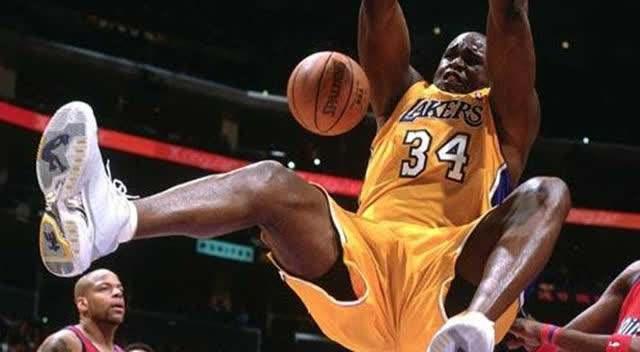 哈斯勒姆夸哈特表现~布伦森调侃：如果教练安排太多训练就不行了（哈斯勒姆盛赞哈特发挥，布伦森打趣：教练别排太多训练）