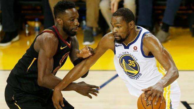 阿森纳终结连续18场不败，上次输球英超0-1利物浦（阿森纳18场不败遭终结，上一次英超失利为0-1利物浦）