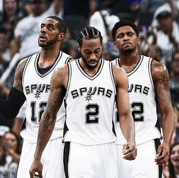 勇士官方：库里恢复进展良好，已经开始进行个人场上训练（勇士官宣：库里恢复顺利，已开启个人场上训练）