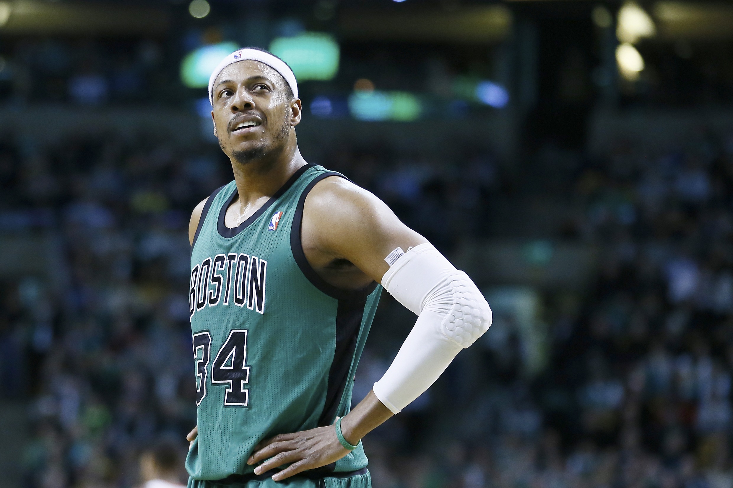 NBA：太阳击败篮网 杜兰特贡献35分（杜兰特轰下35分，太阳力克篮网）