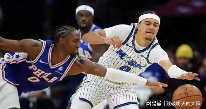 利雅得胜利4-1赛哈特海湾，C罗凌空倒钩破门，菲利克斯传射（利雅得胜利4-1击败赛哈特海湾：C罗倒钩破门，菲利克斯传射建功）