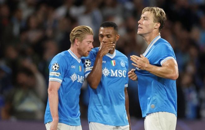 2025／26赛季英超：维拉近11场10胜1负！他们会成为第二个莱斯特城奇迹吗（英超2025／26：维拉近11战10胜1负，他们能复制莱斯特城的奇迹吗？）