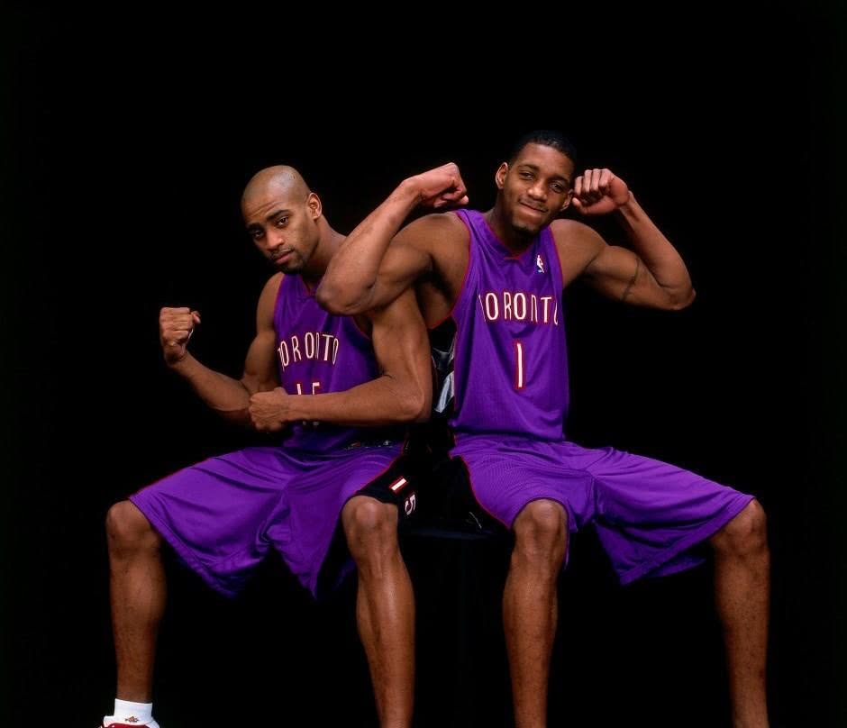 圣吉罗斯主帅：我们展现出了勇气和激情，对球队表现感到满意（圣吉罗斯主帅满意球队发挥：勇气与激情尽显）